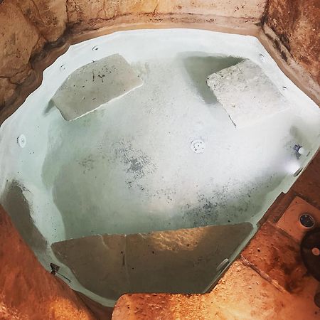 Grotta Carlotta Bed & Breakfast Ostuni Luaran gambar