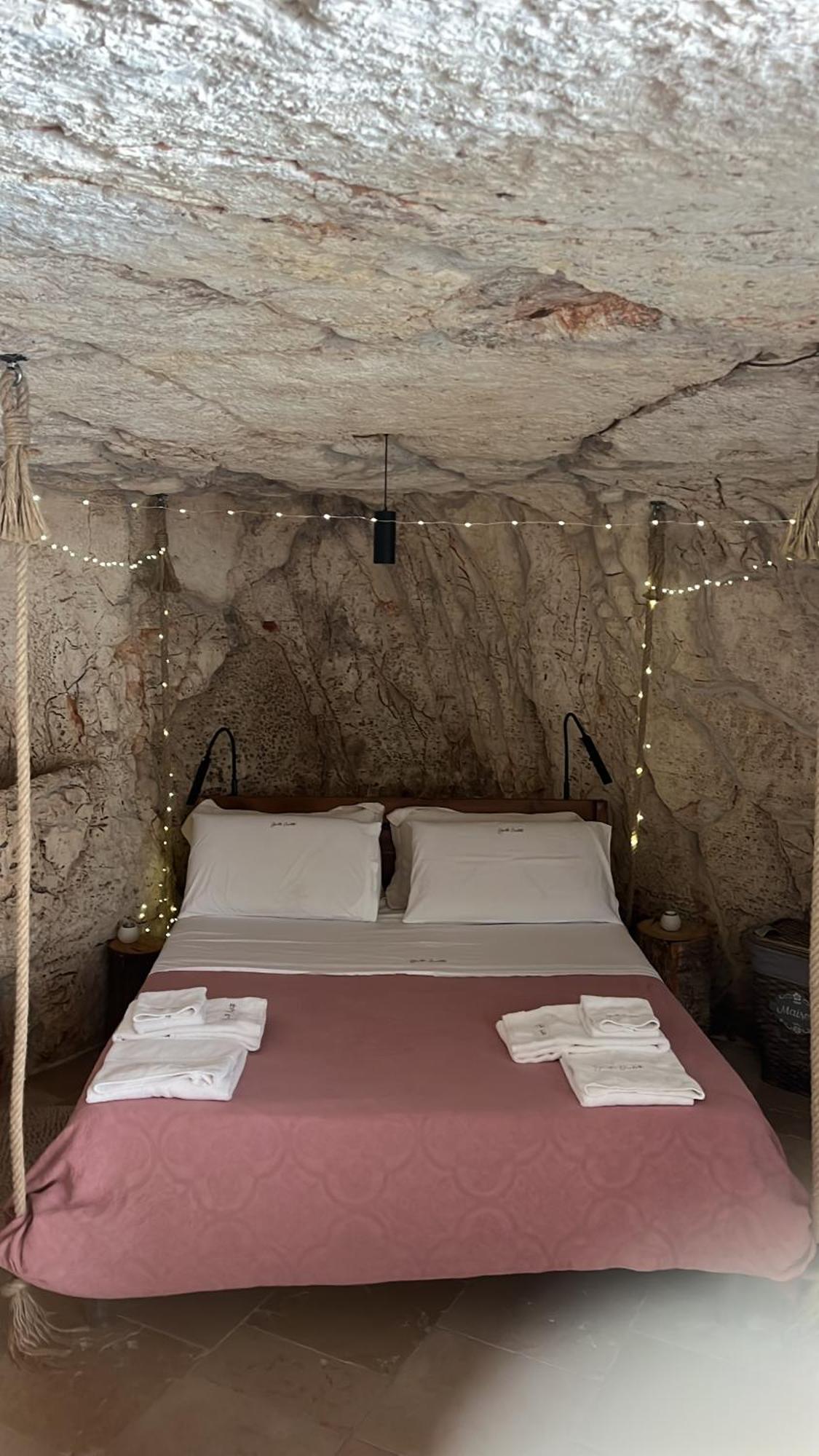 Grotta Carlotta Bed & Breakfast Ostuni Luaran gambar